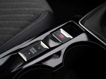 Peugeot 208 1.2 PureTech 100 Allure 5dr