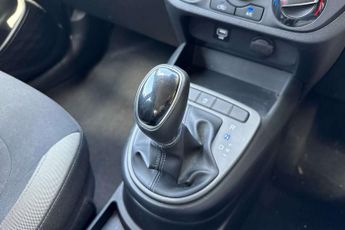 Hyundai i10 1.0 MPi SE Connect 5dr Auto