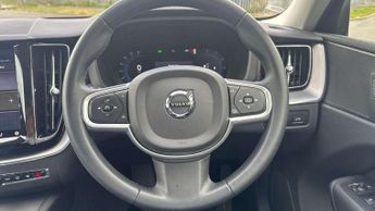 Volvo XC60 2.0 B4D Momentum 5dr AWD Geartronic