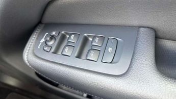 Volvo XC60 2.0 B4D Momentum 5dr AWD Geartronic