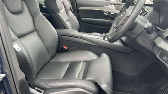 Volvo XC90 2.0 B5P [250] Plus Dark 5dr AWD Geartronic
