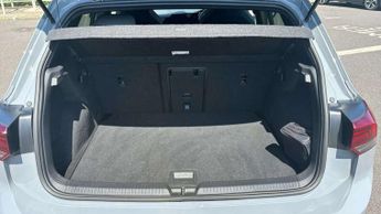 Volkswagen Golf 1.5 eTSI 150 R-Line 5dr DSG