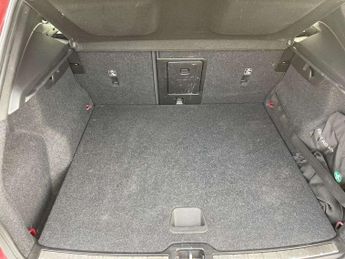 Volvo XC40 1.5 T3 [163] R DESIGN Pro 5dr Geartronic