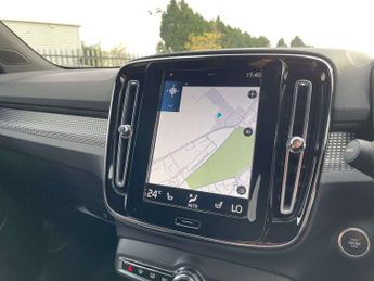Volvo XC40 1.5 T3 [163] R DESIGN Pro 5dr Geartronic