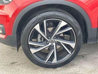 Volvo XC40 1.5 T3 [163] R DESIGN Pro 5dr Geartronic
