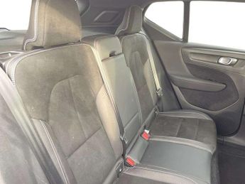 Volvo XC40 1.5 T3 [163] R DESIGN Pro 5dr Geartronic