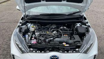 Toyota Yaris 1.5 Hybrid Excel 5dr CVT