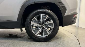 Hyundai Tucson 1.6 TGDi Hybrid 230 SE Connect 5dr 2WD Auto