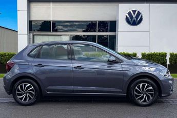 Volkswagen Polo 1.0 Life 5dr