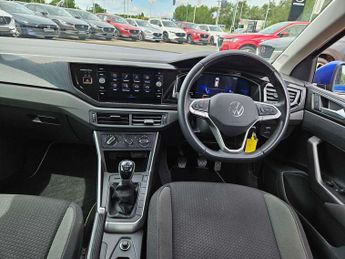 Volkswagen Polo 1.0 TSI Life 5dr