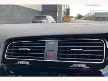 Volkswagen Golf R 2.0 TSI 300 R 5dr 4MOTION DSG