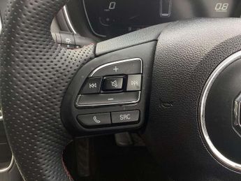 MG HS 1.5 T-GDI SE 5dr DCT