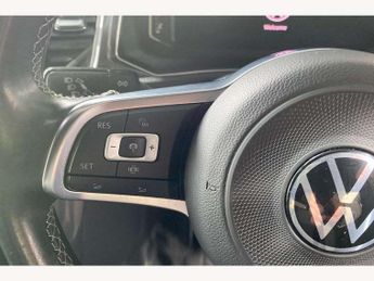 Volkswagen T-Roc 2.0 TDI R-Line 5dr