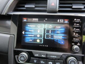 Honda Civic 1.0 VTEC Turbo 126 EX 5dr CVT