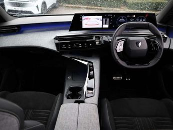 Peugeot 3008 1.2 Hybrid 136 GT 5dr e-DSC6