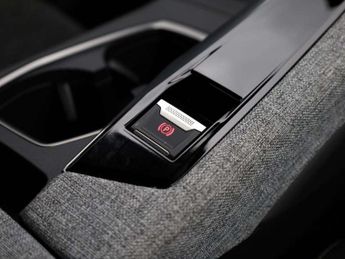 Peugeot 3008 1.2 Hybrid 136 GT 5dr e-DSC6