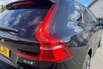 Volvo XC60 2.0 B5D R DESIGN Pro 5dr AWD Geartronic