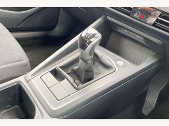 Volkswagen Golf 1.0 TSI Life 5dr