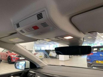 Volkswagen Polo 1.0 Life 5dr