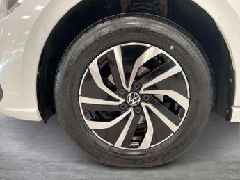 Volkswagen Polo 1.0 Life 5dr