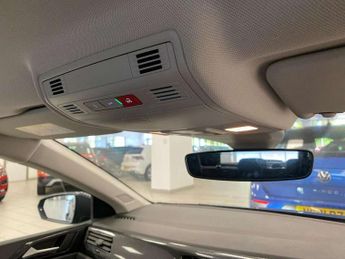 Volkswagen Polo 1.0 Life 5dr