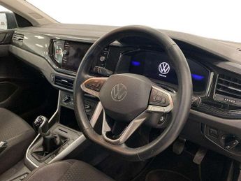 Volkswagen Polo 1.0 Life 5dr