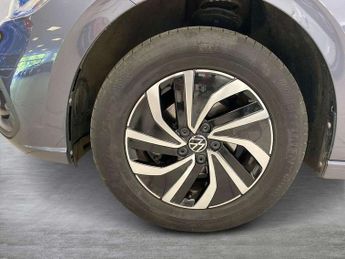 Volkswagen Polo 1.0 Life 5dr