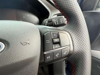 Ford Focus 1.0 EcoBoost ST-Line 5dr
