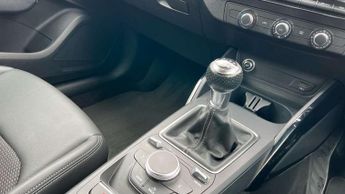 Audi Q2 35 TFSI Black Edition 5dr
