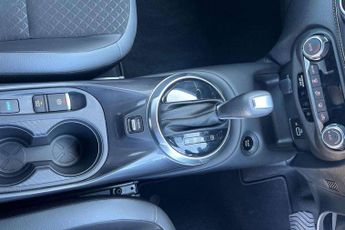 Nissan Juke 1.6 Hybrid N-Connecta 5dr Auto