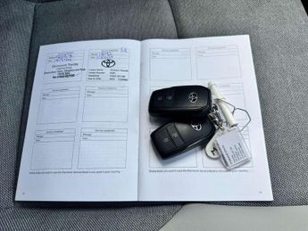 Toyota Yaris 1.5 Hybrid Excel 5dr CVT