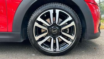 MINI Hatchback 2.0 Cooper S Exclusive 3dr Auto