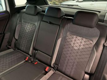 Volkswagen Tiguan 2.0 TSI 4Motion R-Line 5dr DSG