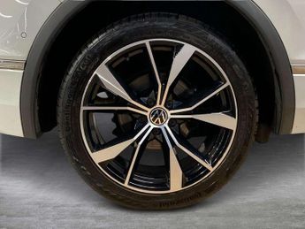 Volkswagen Tiguan 2.0 TSI 4Motion R-Line 5dr DSG