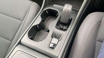 Volvo XC40 1.5 T3 [163] Momentum 5dr Geartronic