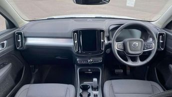 Volvo XC40 1.5 T3 [163] Momentum 5dr Geartronic
