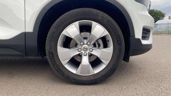 Volvo XC40 1.5 T3 [163] Momentum 5dr Geartronic