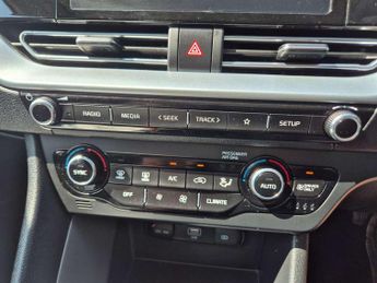 Kia Niro 1.6 GDi Hybrid 2 5dr DCT