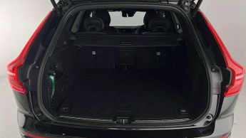 Volvo XC60 2.0 B4D R DESIGN 5dr AWD Geartronic