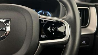 Volvo XC60 2.0 B4D R DESIGN 5dr AWD Geartronic