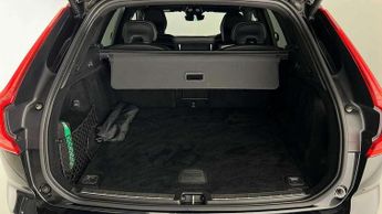 Volvo XC60 2.0 B4D R DESIGN 5dr AWD Geartronic
