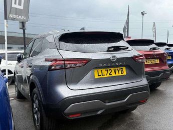Nissan Qashqai 1.3 DiG-T MH N-Connecta 5dr