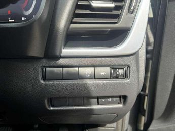 Nissan Qashqai 1.3 DiG-T MH N-Connecta 5dr