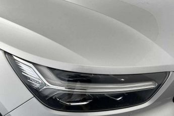 Volvo XC40 1.5 T3 R DESIGN 5dr