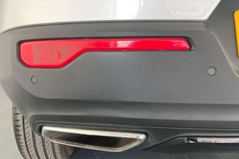 Volvo XC40 1.5 T3 R DESIGN 5dr
