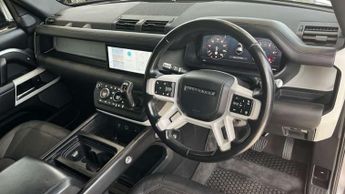 Land Rover Defender 3.0 D300 Hard Top HSE Auto