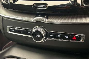 Volvo XC60 2.0 B4D R DESIGN 5dr AWD Geartronic