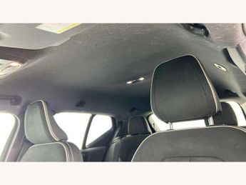 Volvo XC40 1.5 T3 [163] R DESIGN 5dr