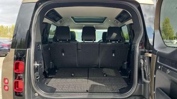 Land Rover Defender 3.0 D250 XS Edition 110 5dr Auto [7 Seat]