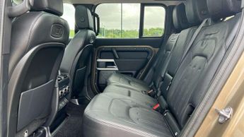 Land Rover Defender 3.0 D250 XS Edition 110 5dr Auto [7 Seat]